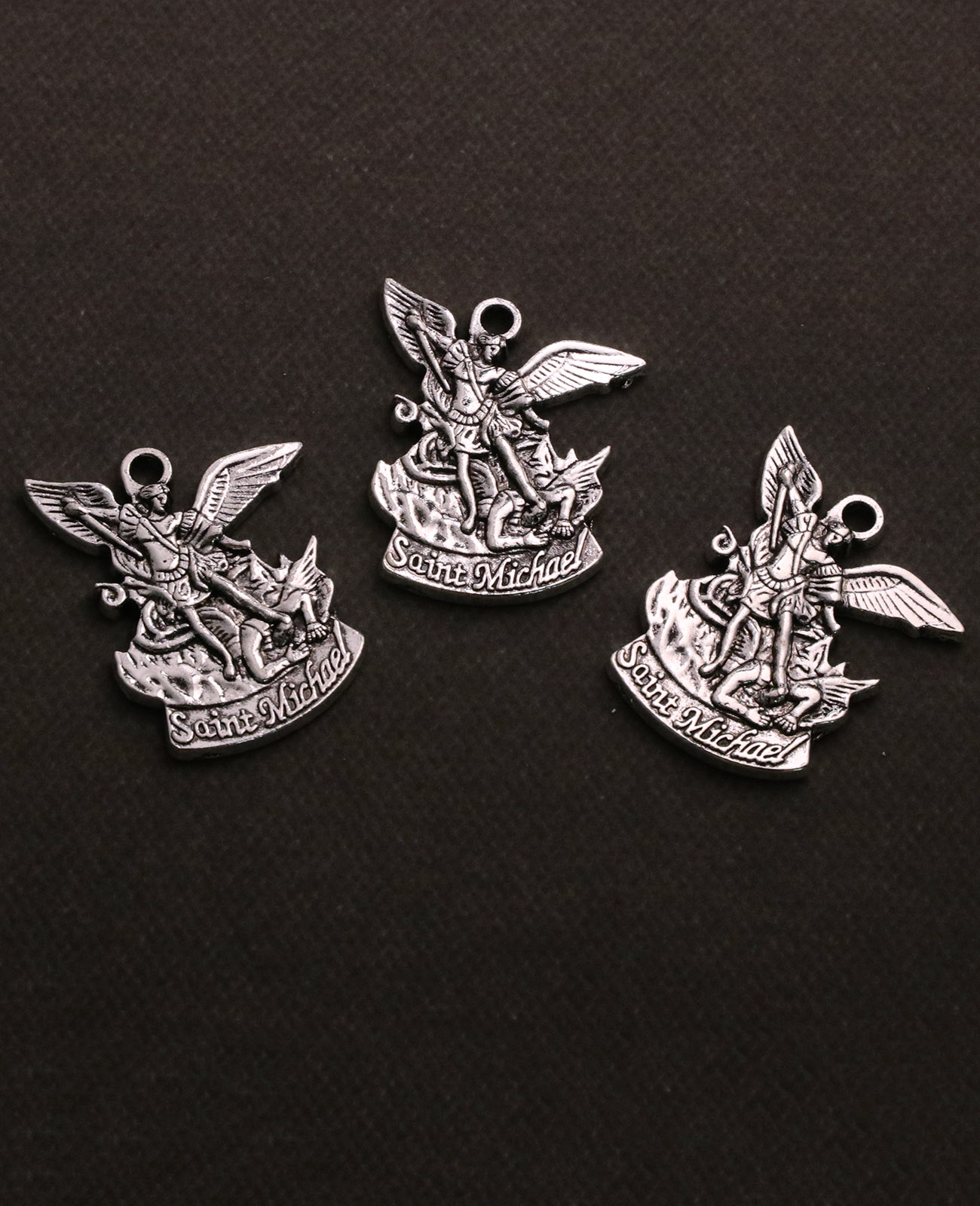 5 pezzi L'Arcangelo St. Michae - Jewelry Making Michaels recensione e prezzo