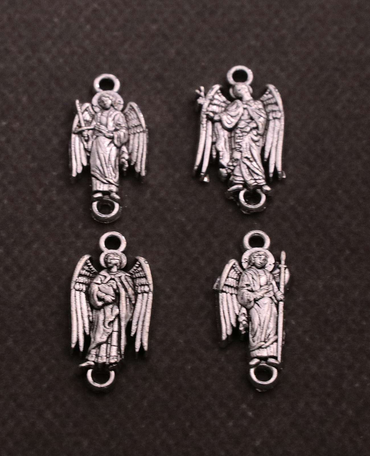4 pezzi La medaglia dell'Arcan - Jewelry Making Michaels recensione e prezzo