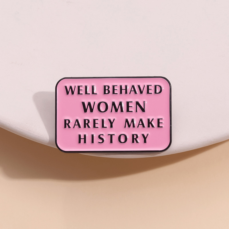 Spille smaltate Girl Power, di - Jewelry Making The Well recensione e prezzo